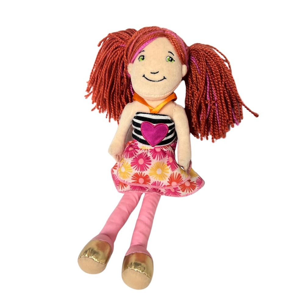 Robyn Groovy Girl with Outfit